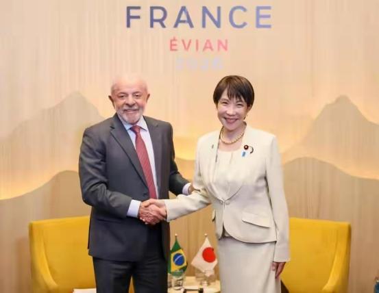 据英福拜媒体报道，G7峰会还没散场，巴西总统卢拉和日本首相高市早苗就一起宣布了