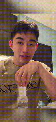 大家信不信？于文红的小六任任，比前任罗兰多的胃口大多了！说起罗兰多卡里只剩3