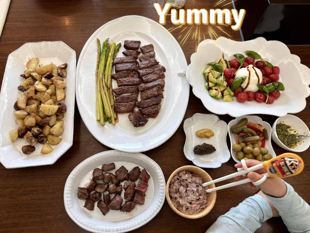 孙艺珍晒和儿子合影孙艺珍儿子完全小玄彬孙艺珍晒和儿子合影，完全小玄彬！