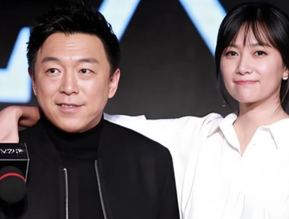 当年，黄渤还在舞厅跑场子，一个月15000元收入，有一天，高虎打电话对他说：“我