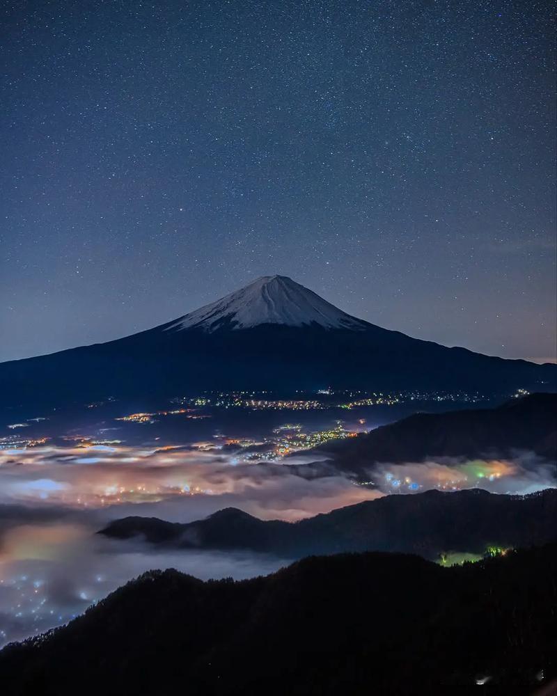 其实台湾不是问题，收复台湾压根用不着动武，台海问题关键就在于美日。如果美日不