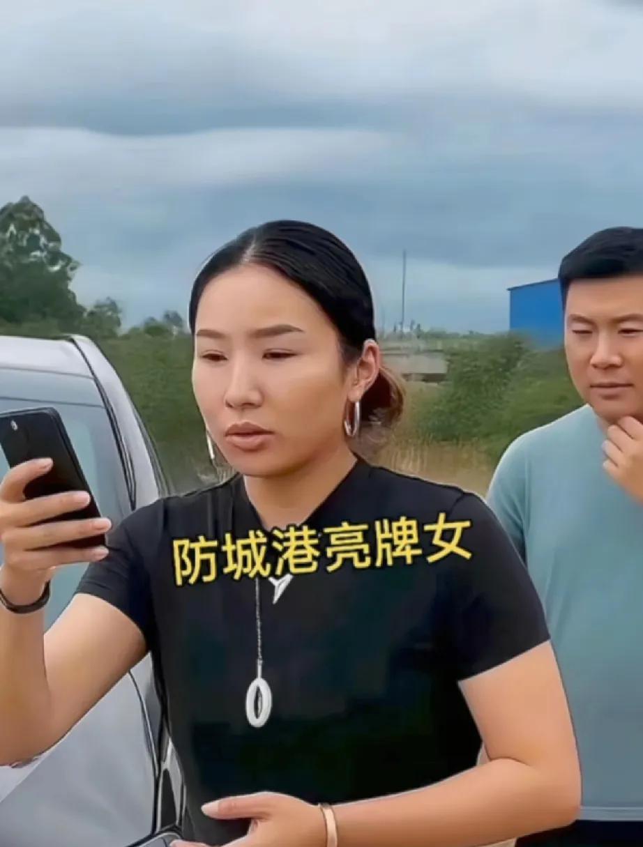 “亮证姐”的父亲侯某海是一个奇葩，他不想认亲才导致了一场纠纷，通报里说侯某海认识