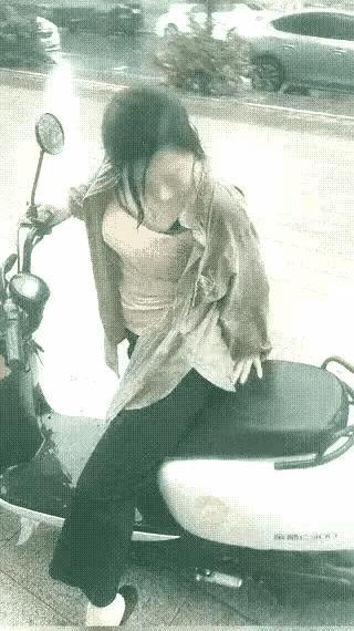 这就是母爱，事实也只有母爱才这么伟大，看到这里不仅想到了我的母亲，可惜她身体有病