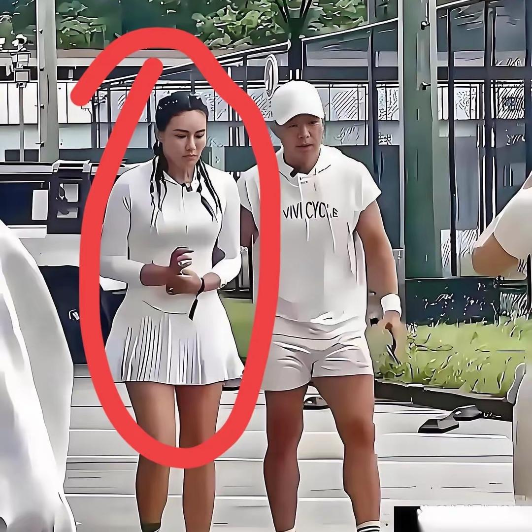 刘畊宏直播间凉了，“老板娘”的身材戳破了多少人的减肥梦？