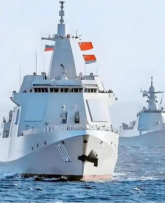 击沉一艘055究竟有多难？其实不是难，而是没可能，因为055下水以后，打的比辽宁