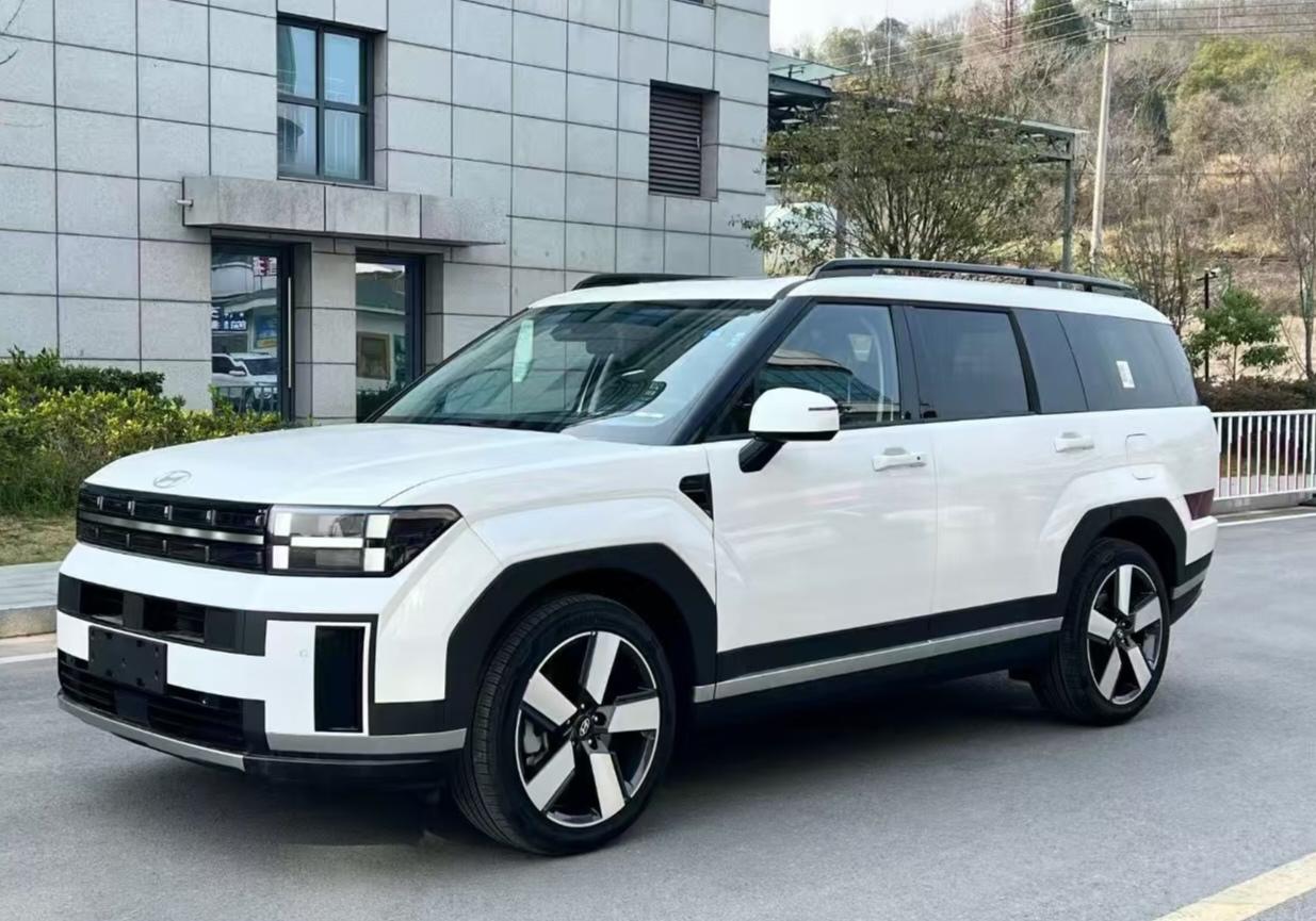 是什么原因让你放弃汉兰达，入手这台韩版路虎？二十万的预算，买汉兰达只能买个丐