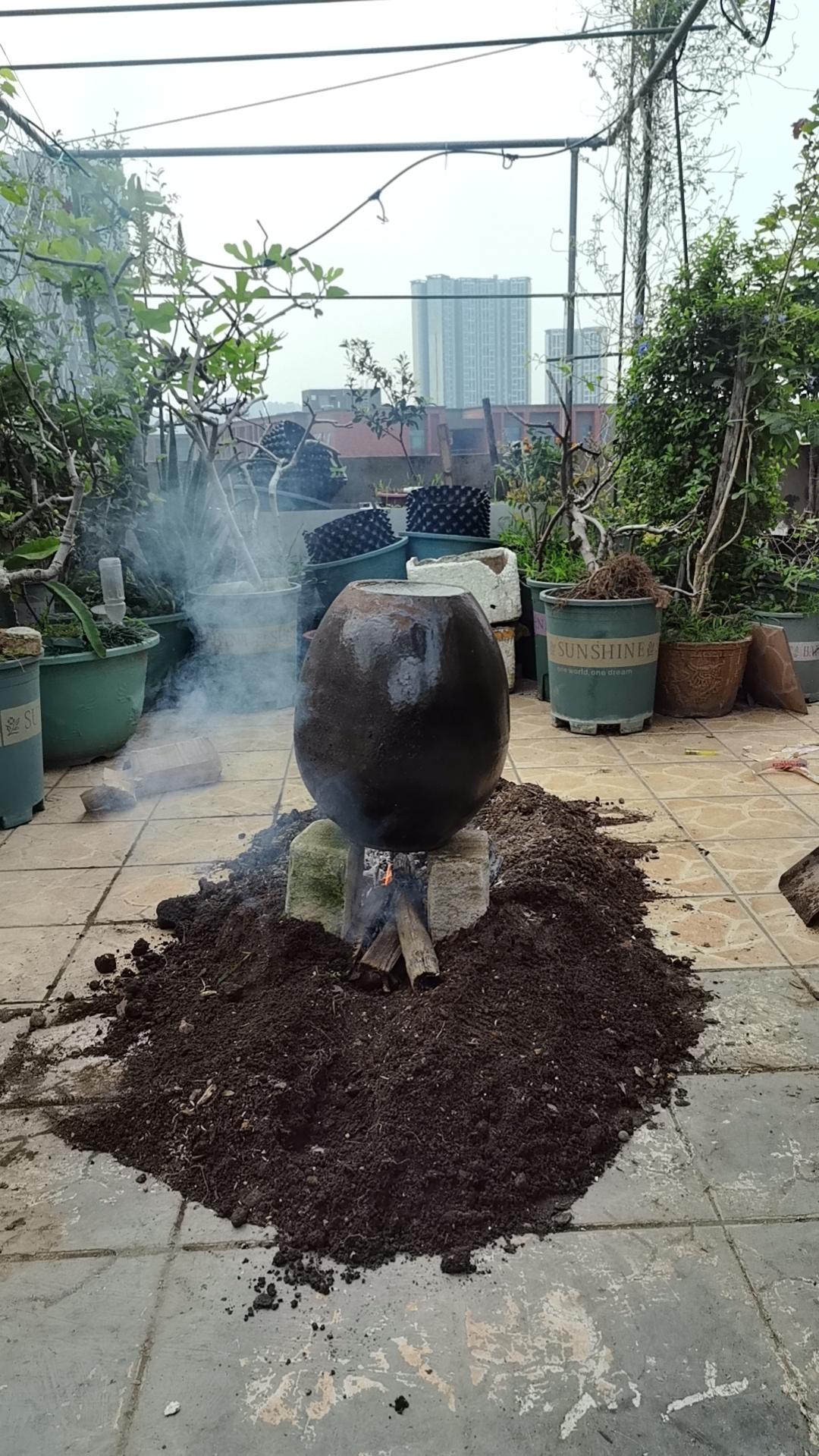 下周操作，3条铁律，错一条，亏的钱，下周接着亏。​第一，高位题材票别碰。AI、