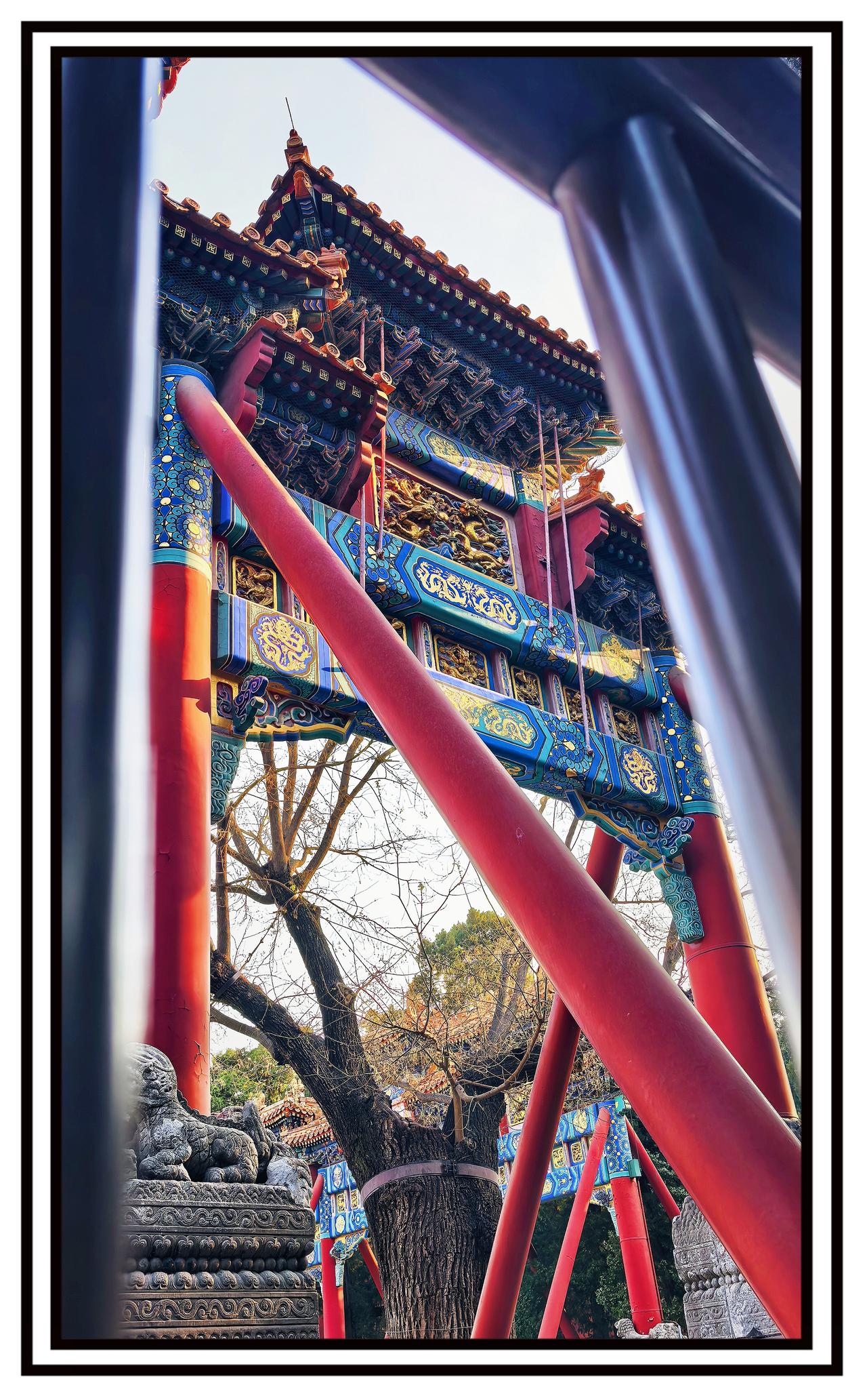 晒晒北京的城市风光寿皇殿前牌楼