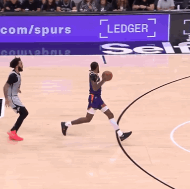 NBA已经没有“走步”这一说了？！比赛还剩25秒，杰伦·格林在1分之差的情况