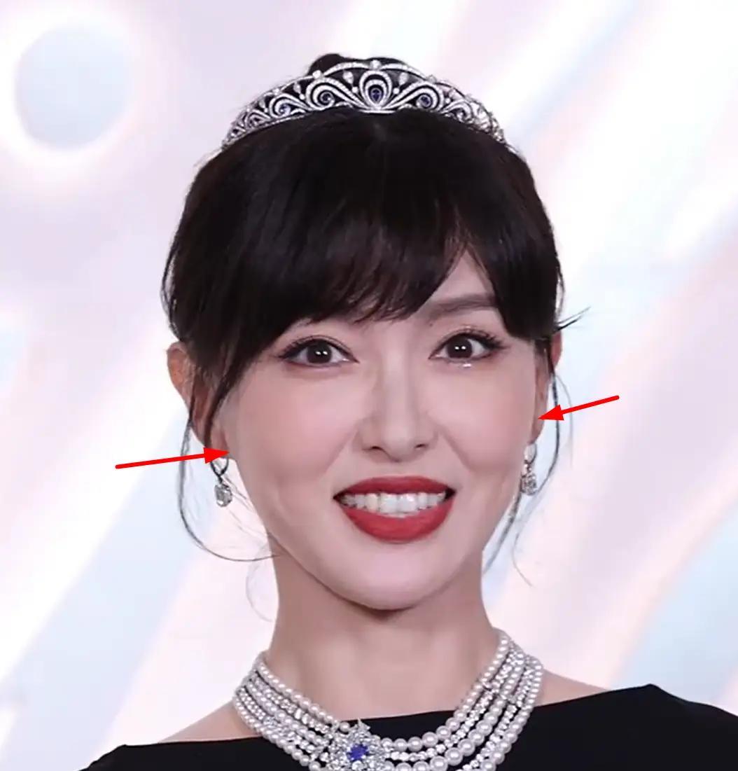 唐嫣今晚估计要睡不着了不是她事业有什么新改变而是她的老公罗晋“斯文败类”的样
