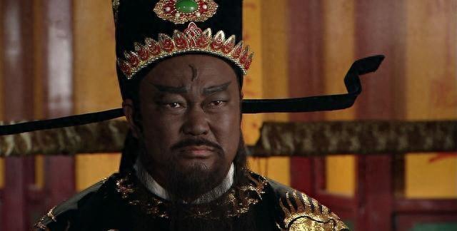 1062年，包拯去世，出殡当天发生了一件奇怪的事，原来，他临终时悄悄告诉女婿文效