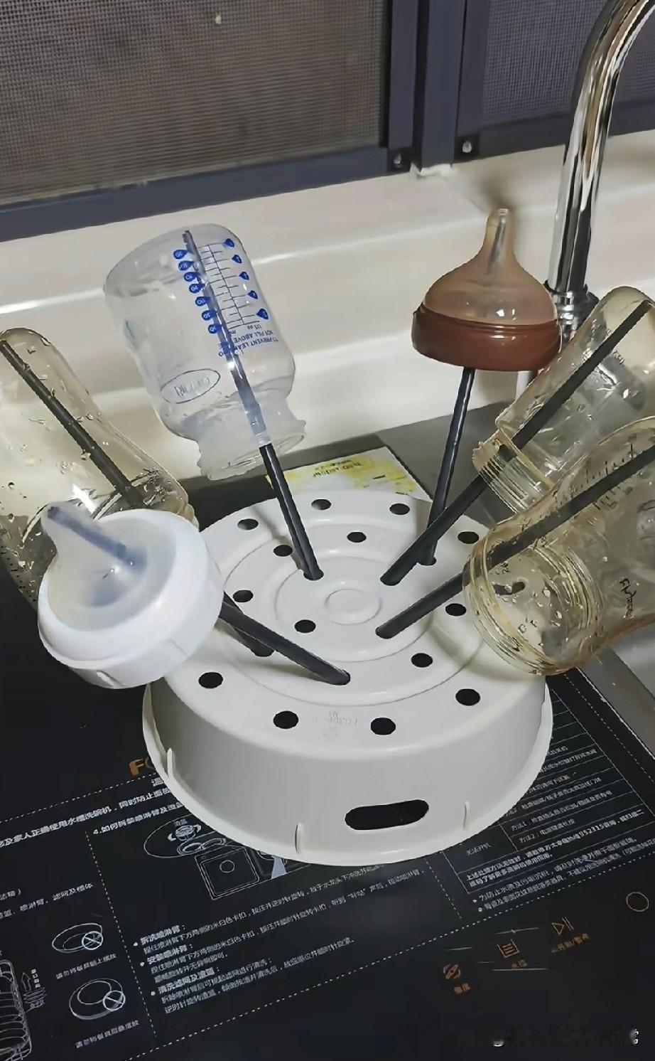 感觉省了一个亿！养娃几个月，不但没买消毒柜！养娃几个月，消毒柜、沥水架全