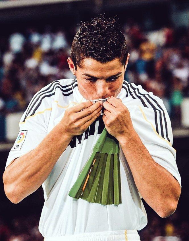 忠诚是买不到的。