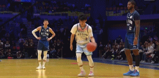 迪亚诺成就徐杰扣篮梦，刘玉栋颁发MVP，CBA并没有给徐杰堆满流量CBA不是