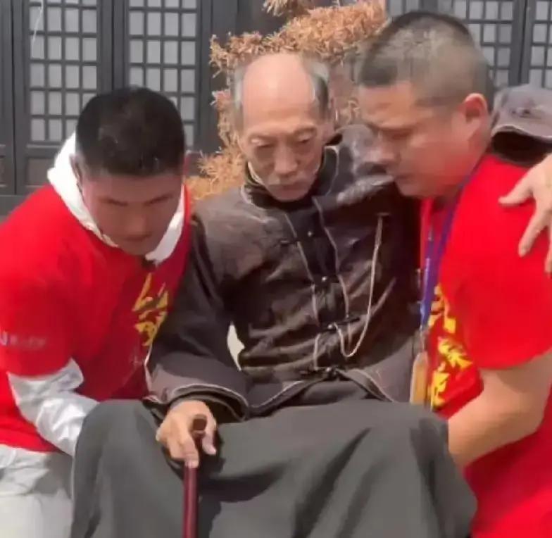 袁祥仁把最后一口气留在横店片场，我看完预告片才懂什么叫“戏比天大”老爷子79岁，