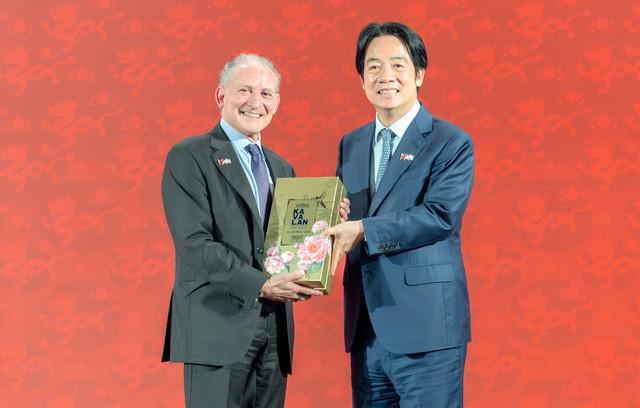 赖清德自掘坟墓，被全球网友骂翻；各国人民团结一致，高呼“解放台湾”看来，“台