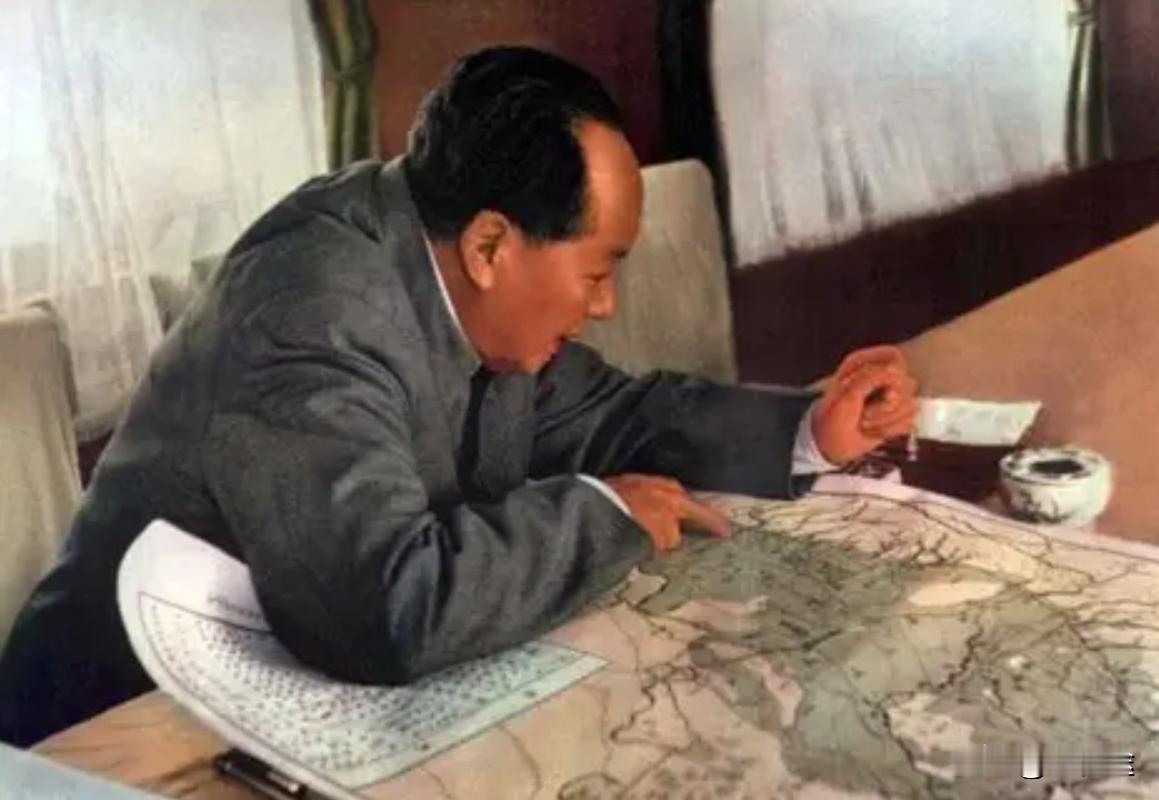 毛主席晚年不止一次地复盘，认为自己在新中国成立后犯下的“最大历史错误”，就是没有