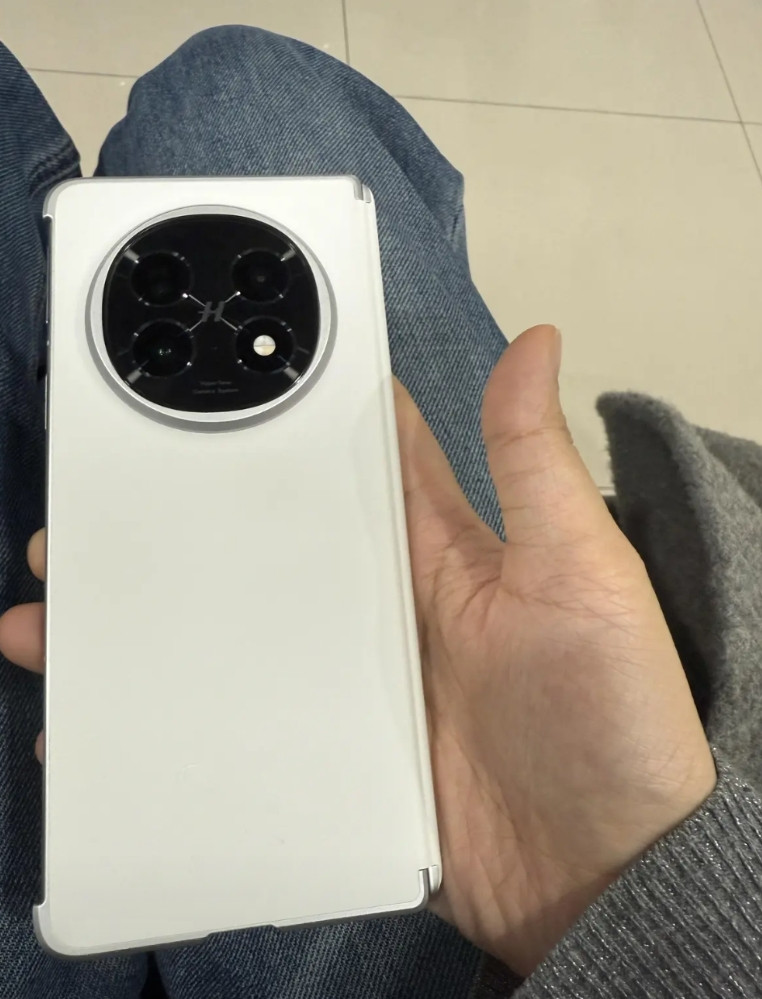 再不说出来，真的忍不住了，对OPPO又爱又恨，但就是舍不得换说实话，OPPO