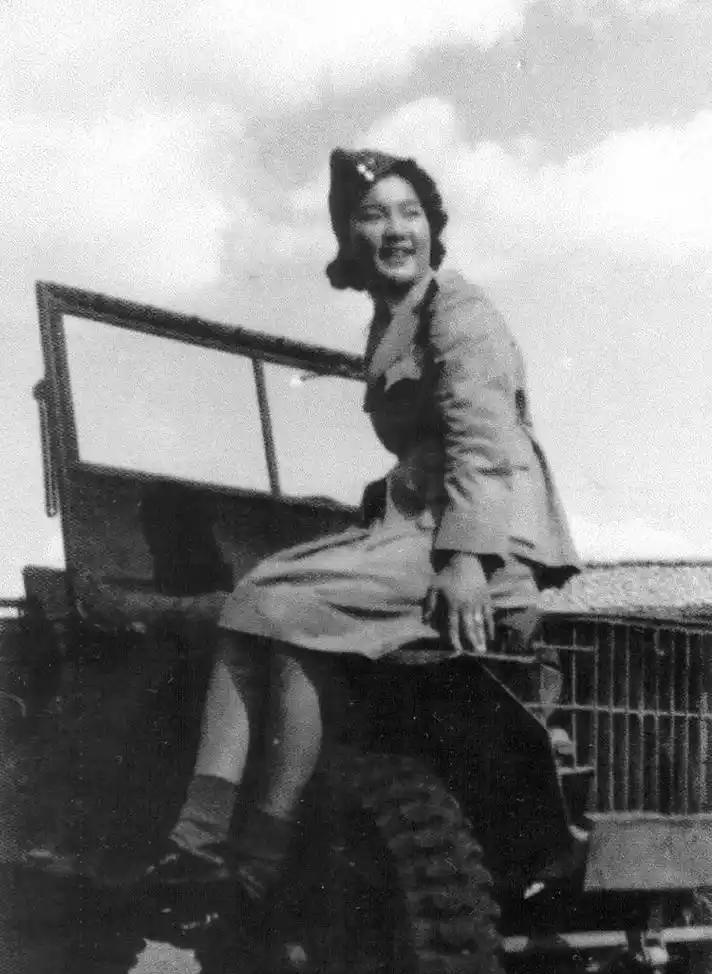 1942年，日军夜袭远征军野战医院，奸杀了3名女护士，次日一早，女护士方寿纯提议