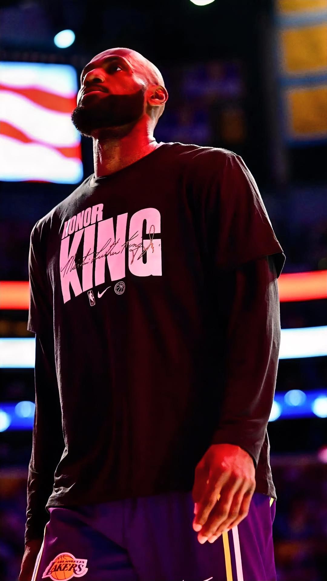 湖人调整迎蜕变引援思路已清晰！如果说一周前问湖人中期交易怎么做，这是一个非常