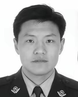 沈成磊，男，1979年生，毕业于山东警察学院治安系，生前系山东省烟台市公安局莱山