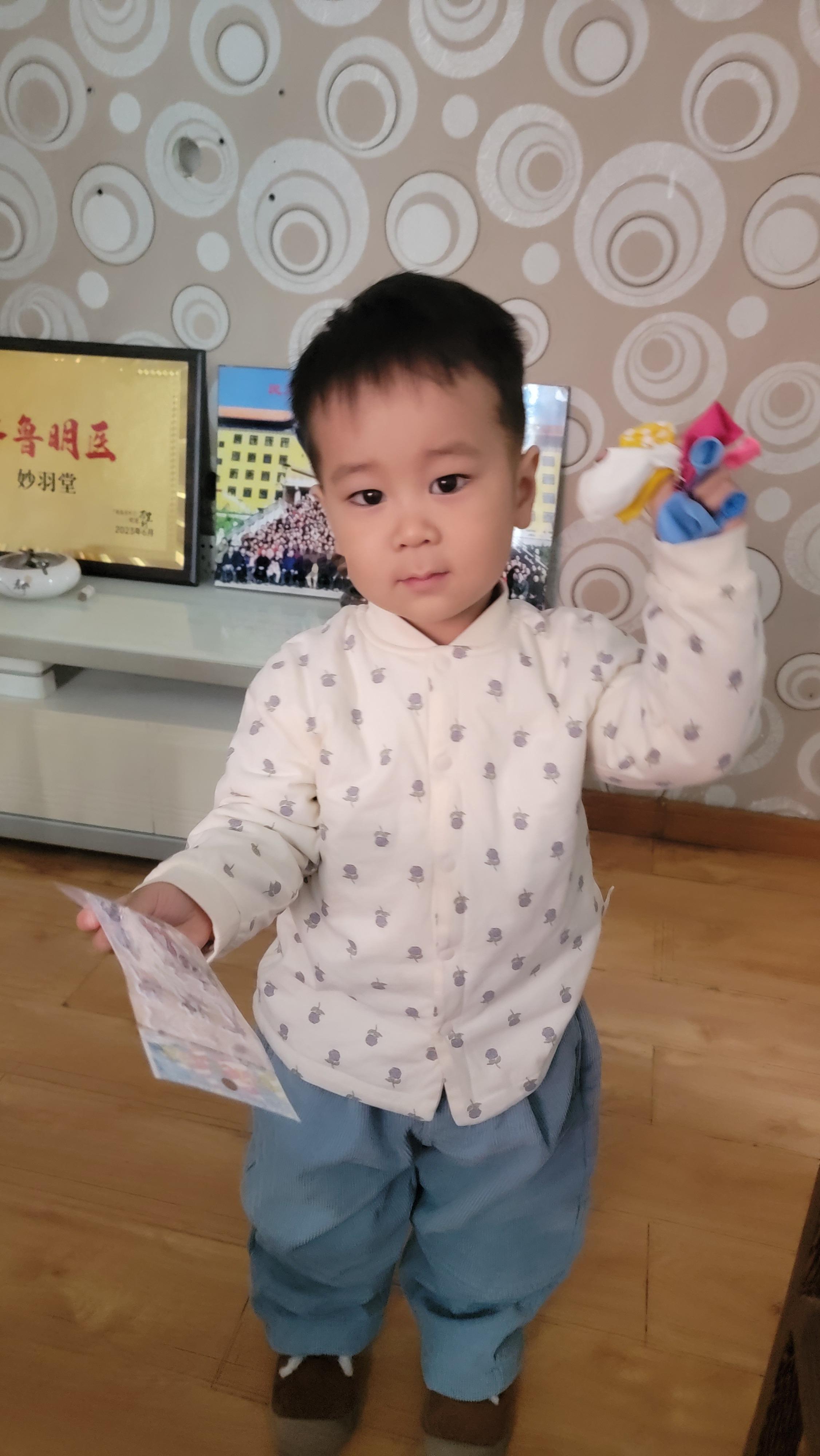 以火攻冰，冰未化，火已熄。这句话精准地描绘了“虚不受补”的困境。在中医看来，这通