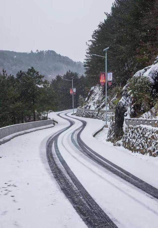 三月的第一场雪