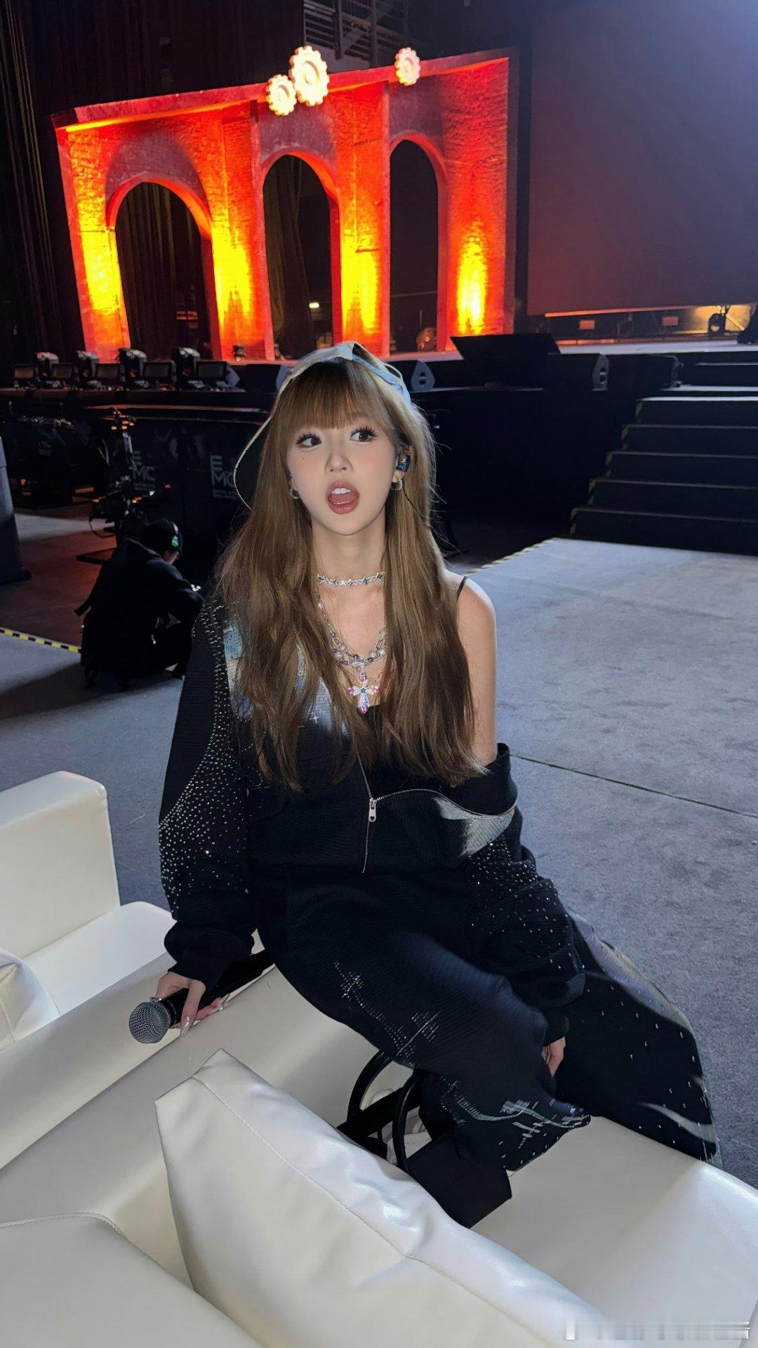 张峻豪你看看你带出来的兵不愧是在哈圈的美女，态度这一块没得说🤟🏻🤟🏻其他