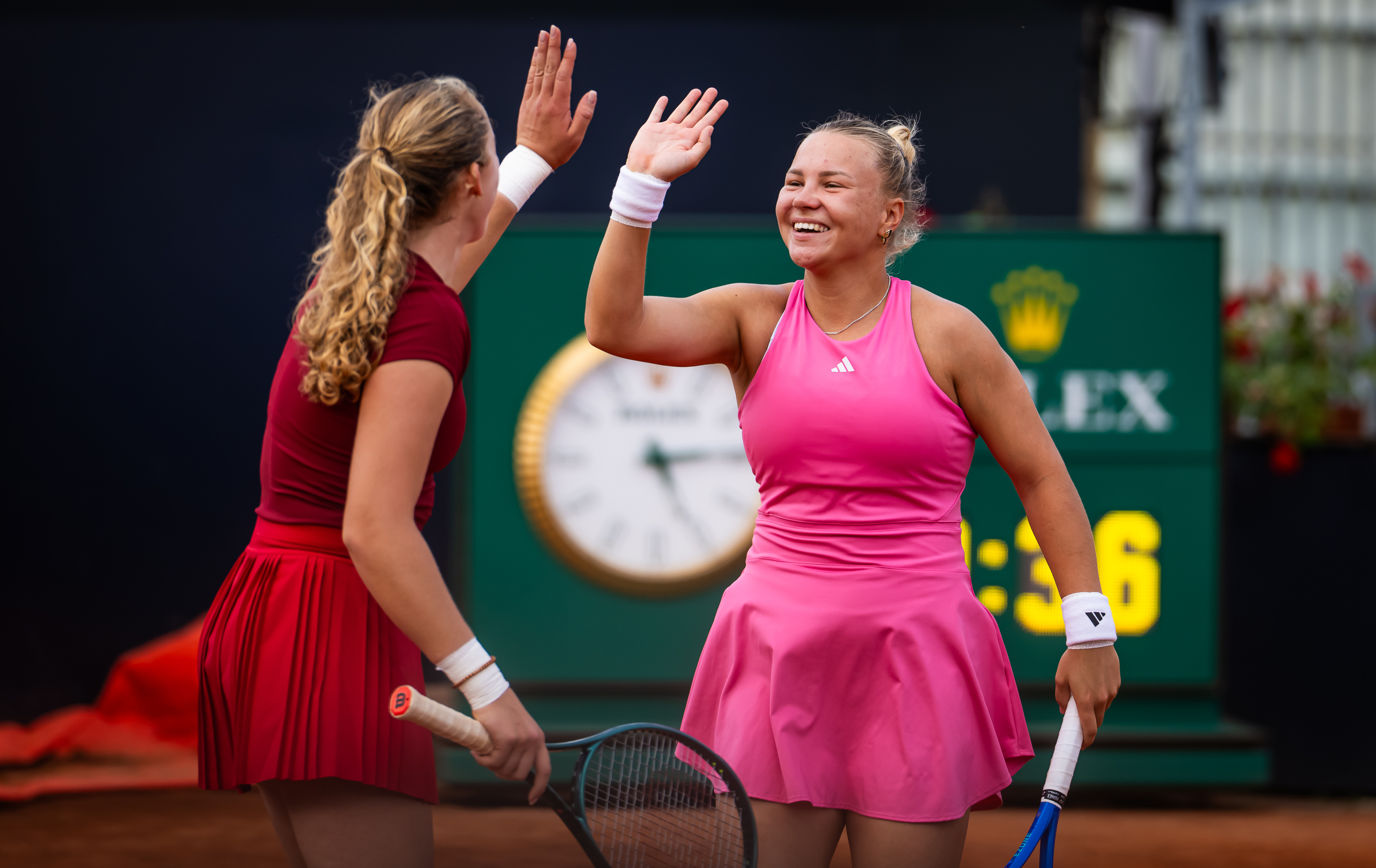 WTA1000罗马站半决赛对阵👇[6]安德列娃/施耐德vs[3]埃拉尼/鲍