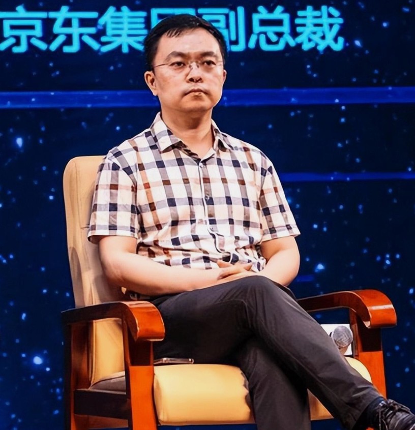 愿苍天有眼，还蔡磊早日康复！祝福我们的抗渐冻症英雄蔡磊早日康复！为抗魔英雄蔡磊点