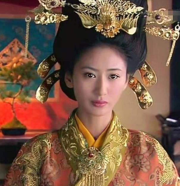 唐高宗永淳二年，公元683年冬，李治在洛阳贞观殿咽下最后一口气。临终前，他留下遗