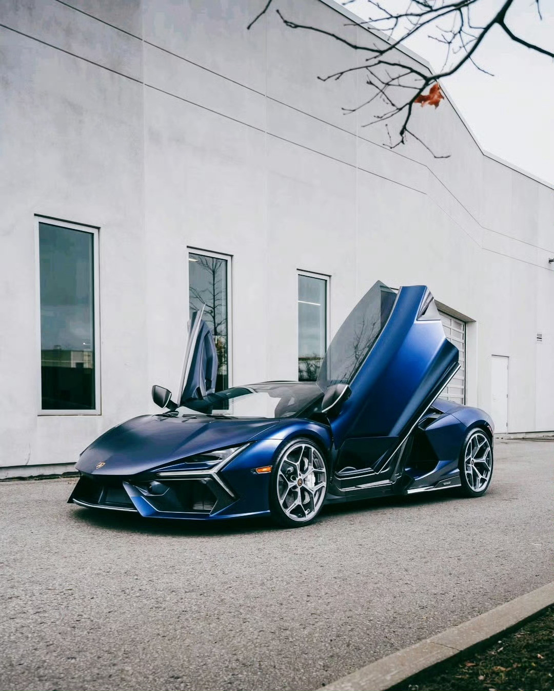 兰博基尼Revuelto