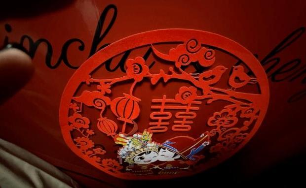 昨天朋友儿子结婚，我去参加婚礼，真的被狠狠震撼了。​新郎和新娘两个人是大学同学