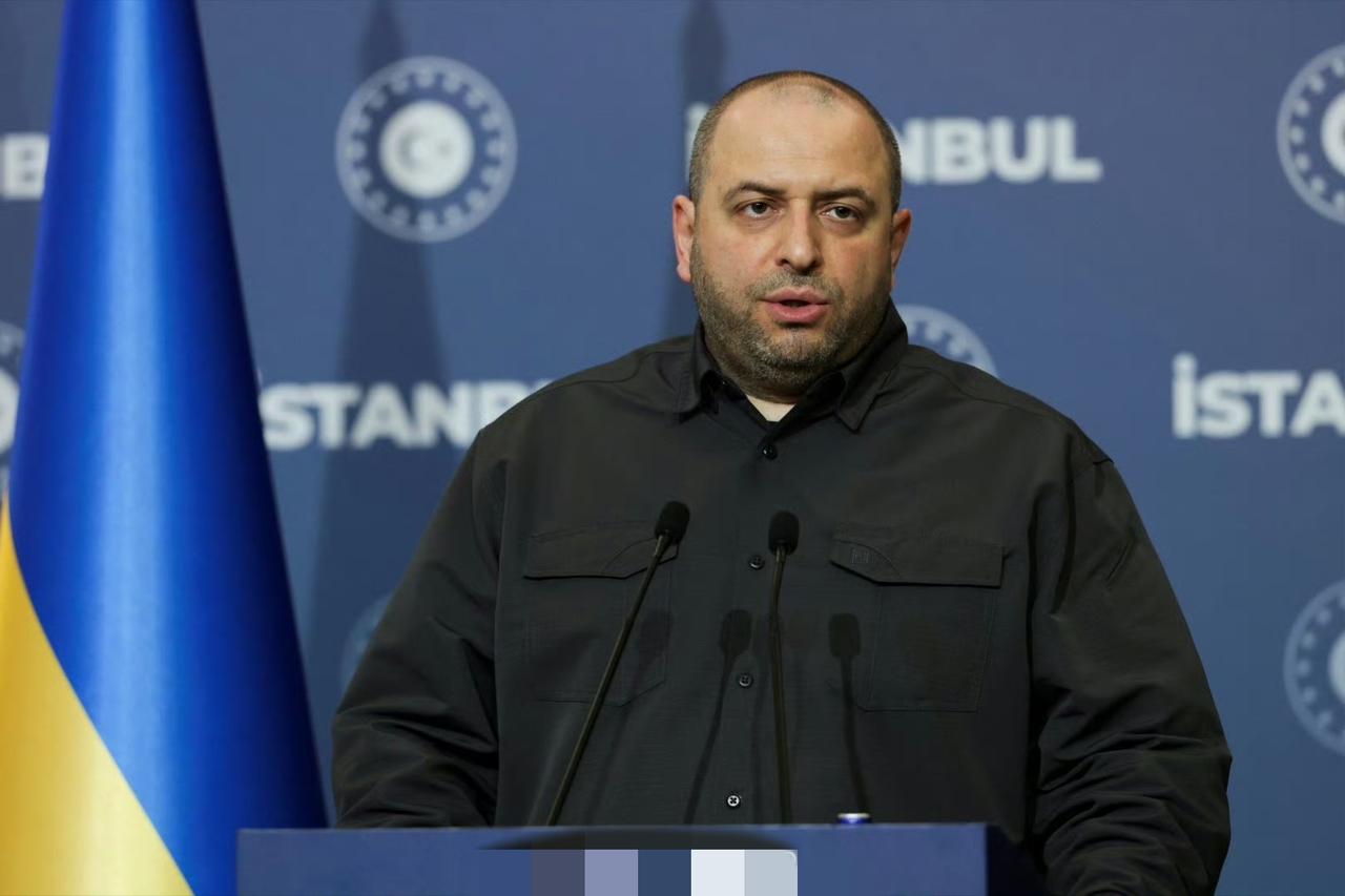 散了散了，乌克兰跪下了！乌克兰宣布同意签署和平计划了！11月25日，根据美国官