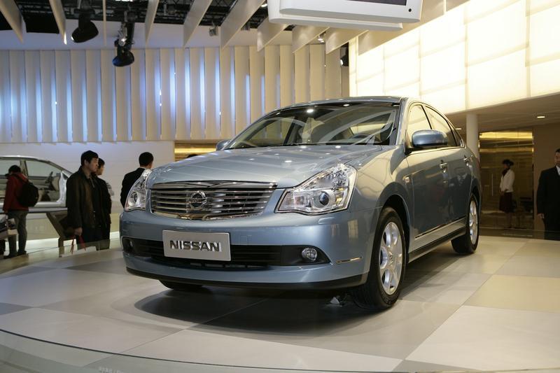 卡罗拉、雷凌和轩逸性价比高低，得看需求。轩逸舒适性强，座椅软像“移动大沙发”，