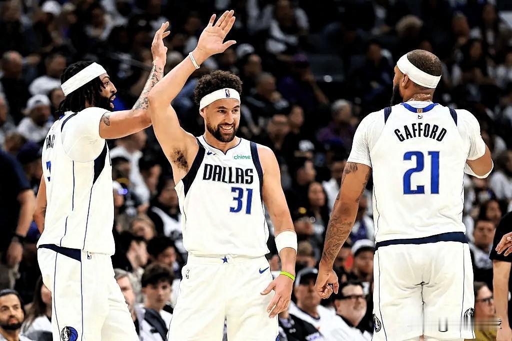 快船打独行侠居然不被看好！今日快船将迎战独行侠，赛前，美媒ESPN预测本场比