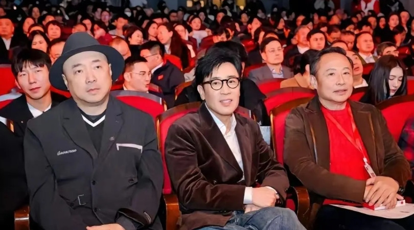  终于知道雷佳音、于和伟、胡歌、王景春谁是上戏一哥了。最近几年上戏风头正劲，势