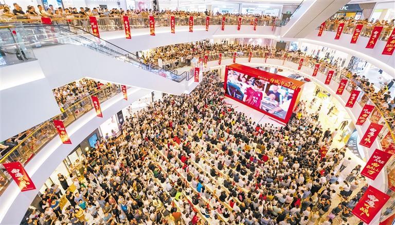 经济日报六问苏超、村超: 能否撬动体育强国? 能否复制成功?