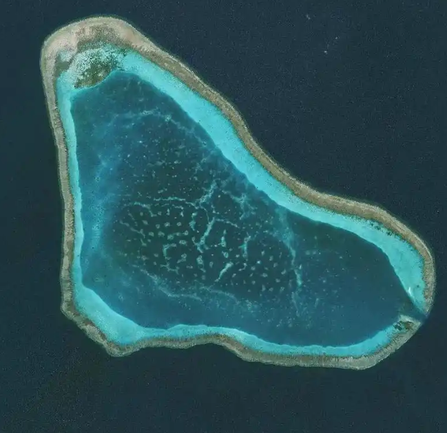 菲方口气未免太狂近日，菲律宾对中国发出警告，声称如果解放军继续出现在黄岩岛附近