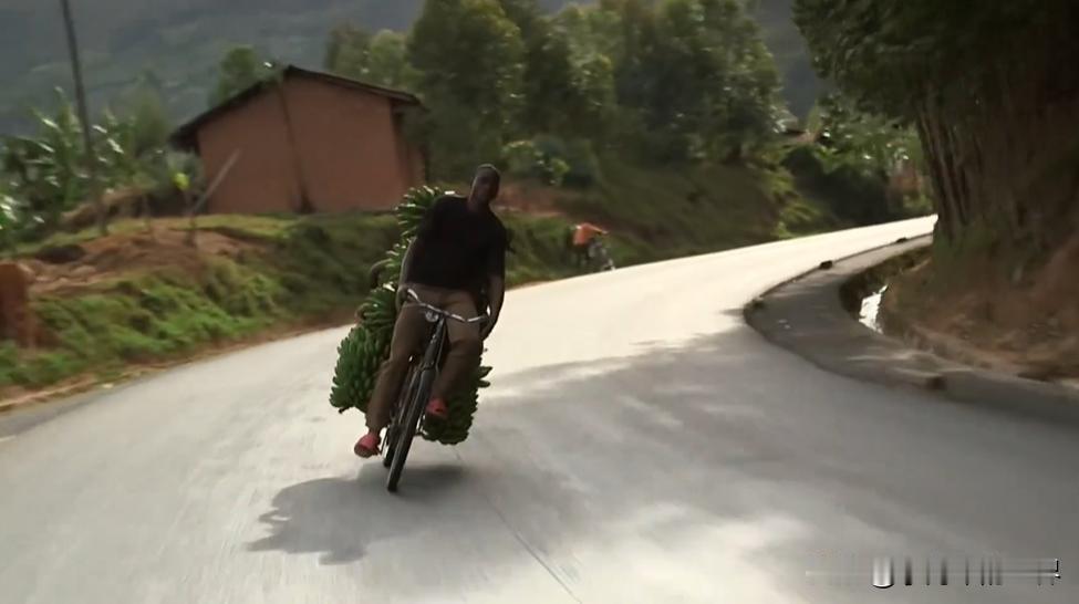 非洲人并非好吃懒做，某些非洲人的懒惰并非天生如此。一部分非洲人确实懒惰，但勤劳的