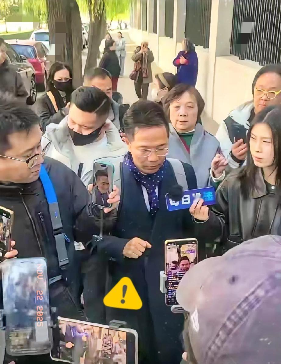 李圣律师没想到在两个小时的庭审中，本以为双方会唇枪舌战，没想到王某晶突然提出撤