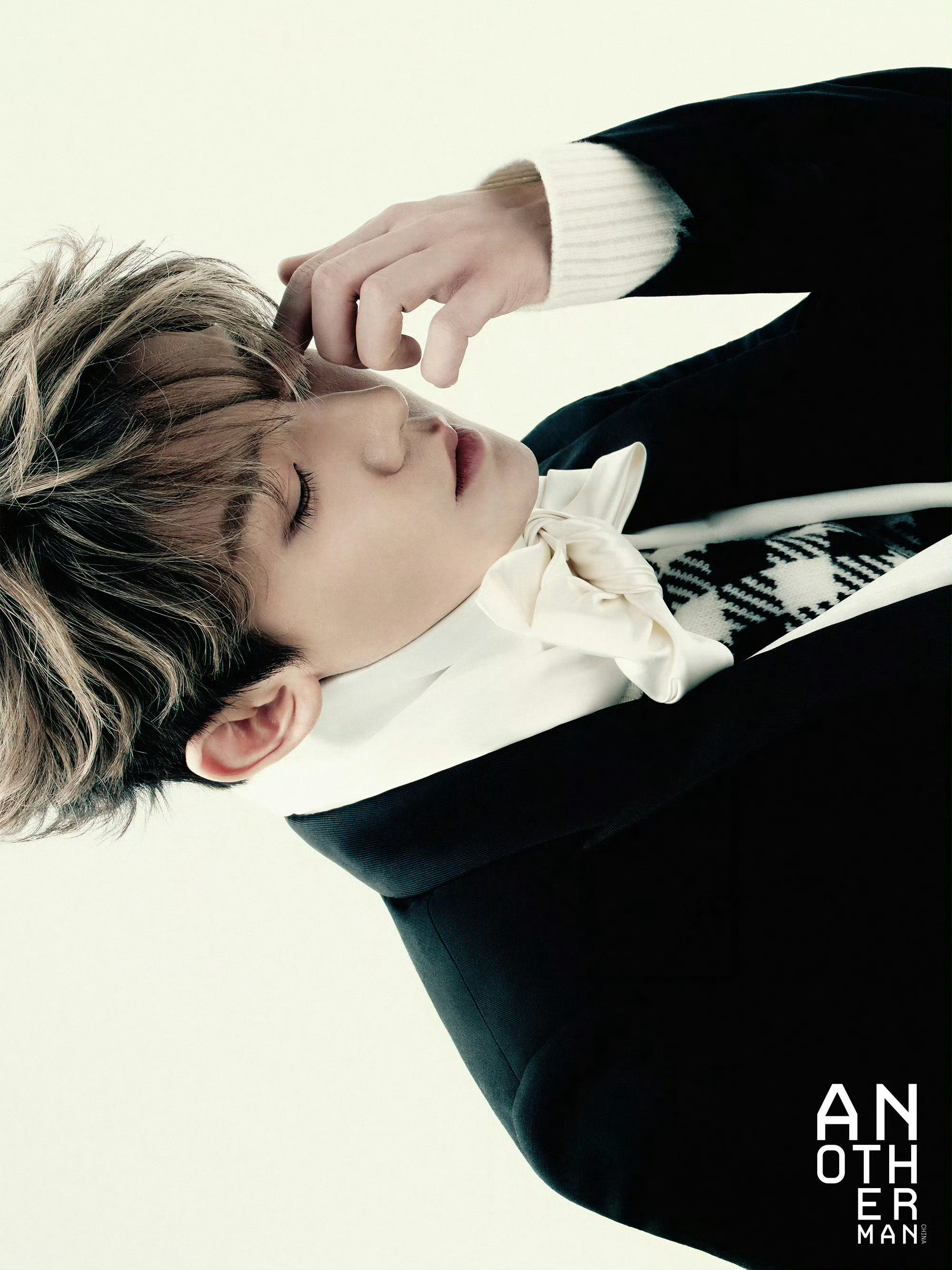 超星动告白信箱非正式跨年派对｜迪奥品牌大使邓为｜邓为潘婷奢护代言人心中的阴