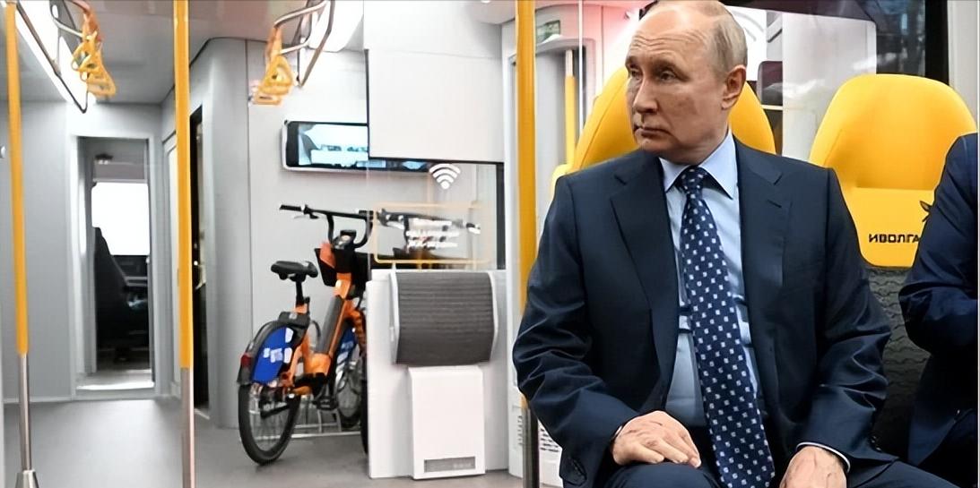 彭博社：俄罗斯盟友抱怨普京在最需援手时缺席，斥其为“纸老虎”1月14日，彭博