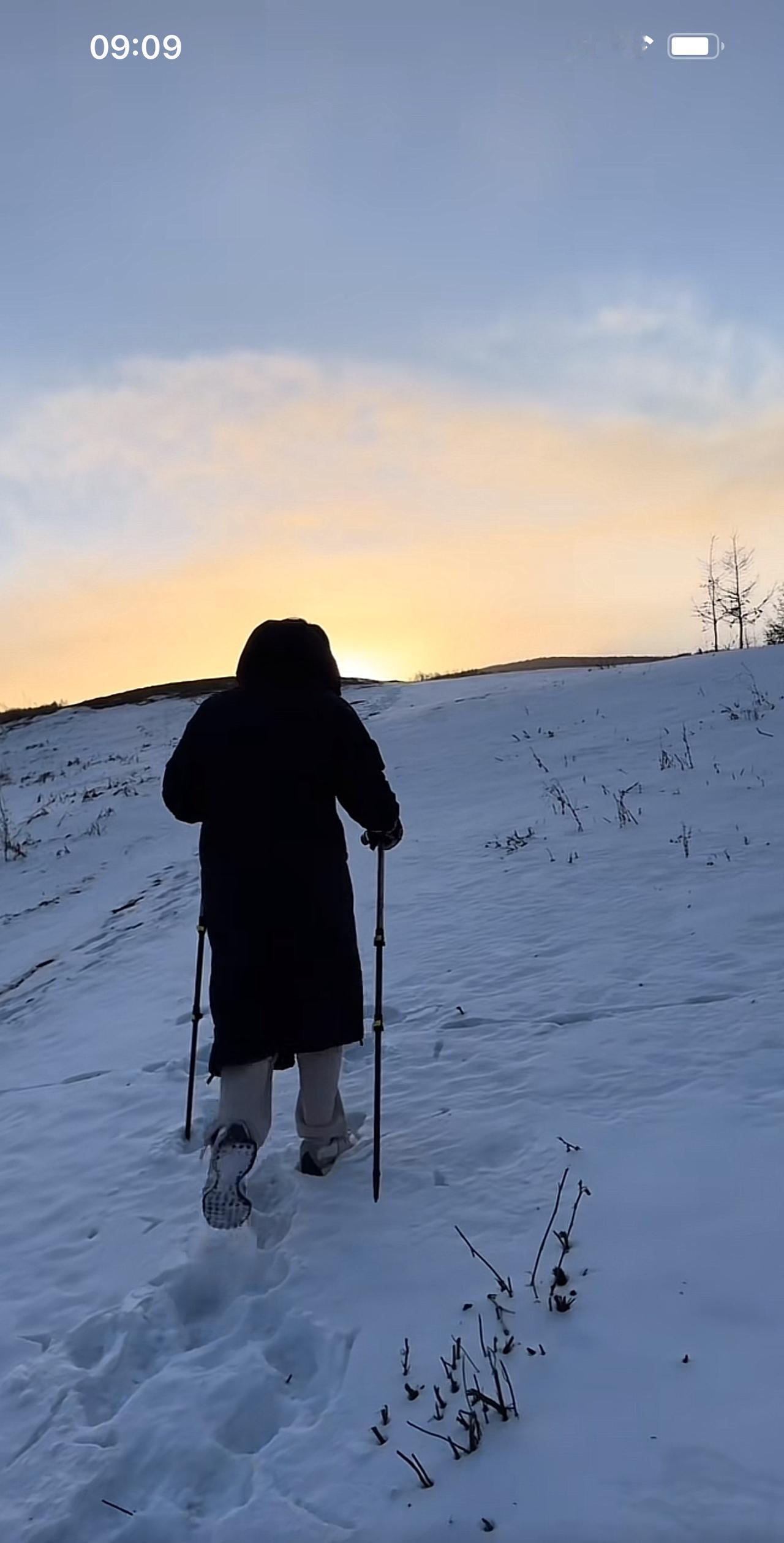 今天是12月5号，但凡是董宇辉的老粉，都记得今天是个什么日子。两年前的今天