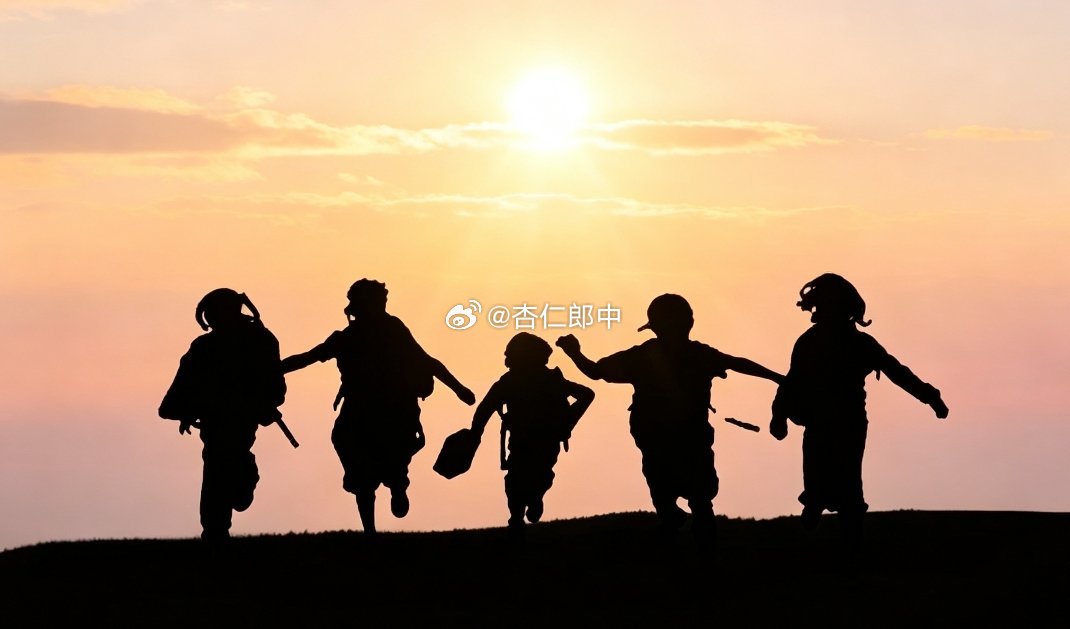不少年轻患者来门诊，主诉没有明显躯体疼痛，却总忍不住叹气，夜里入睡难、睡不安稳，多梦易醒。很多人第一
