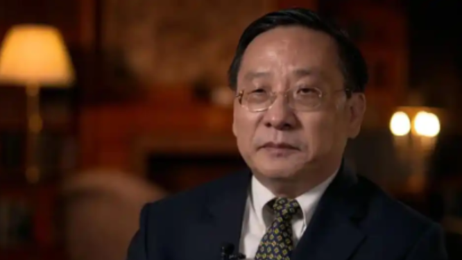 坚决支持高志凯教授！当说出“中国有能力摧毁美国”时，美媒记者脸上显出不悦，然而他