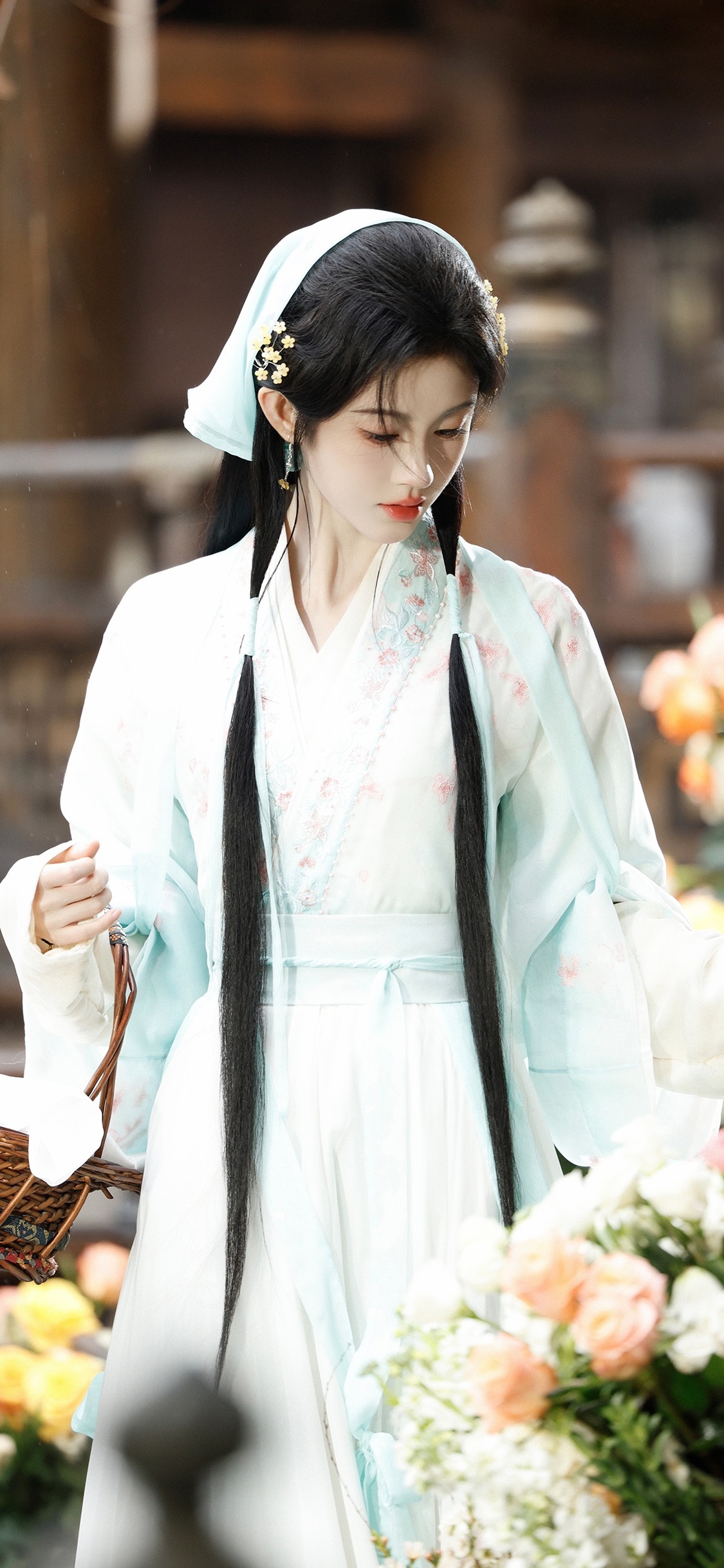 明星壁纸女明星壁纸鞠婧祎｜陈都灵
