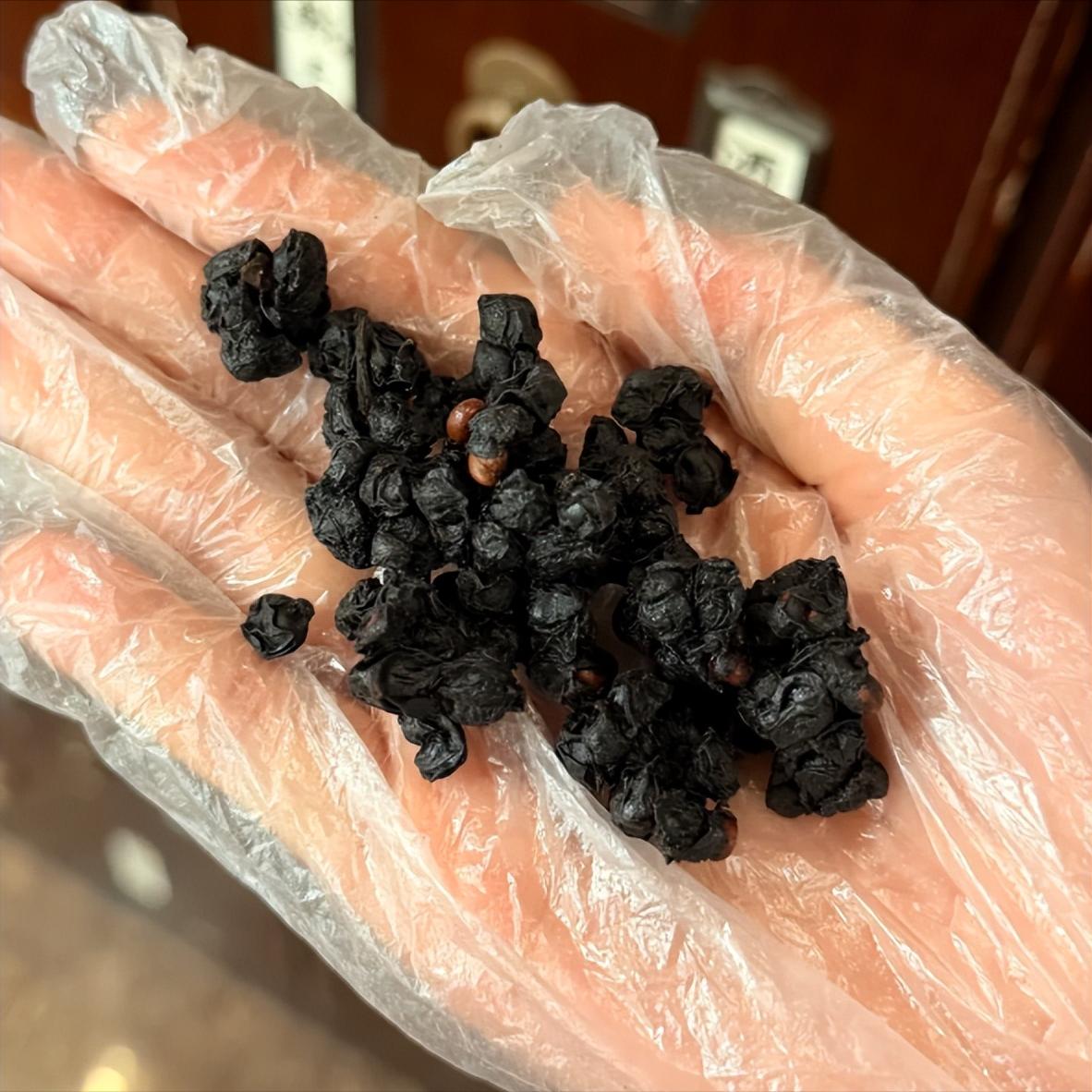 清阳一亏，耳就鸣了！中医：升清阳，才是通耳窍的根很多人一提到耳鸣脑鸣，第一反应