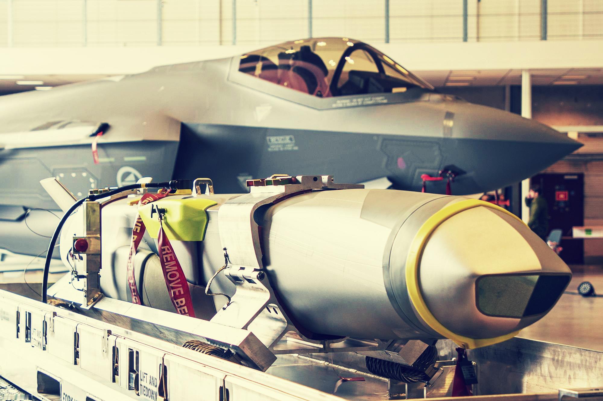 每天认识一件兵器12月15日，美国空军授予康士伯公司2.5亿美元合