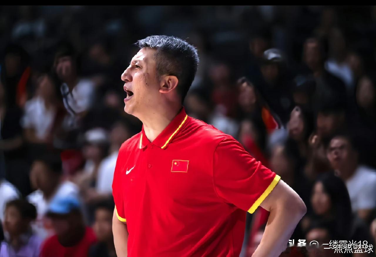 中国男篮和乌拉圭的热身赛赢了，可让人觉得别扭，首先裁判把乌拉圭教练气的乱蹦乱跳，